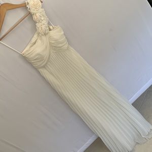 XSCAPE Formal One Shoulder Gown Pleated Rosette Bridal Wedding Goddess Size 10